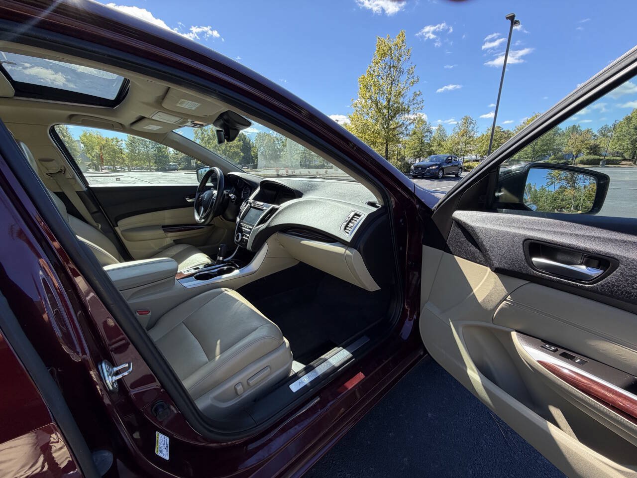 Used 2016 Acura TLX w/ Technology Package FWD image 19