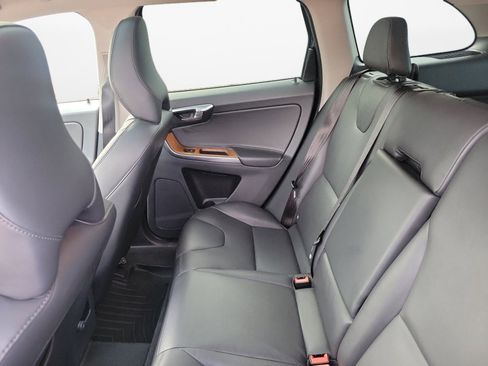 Used 2017 Volvo XC60 T6 Inscription w/ Preferred Option Package image 15