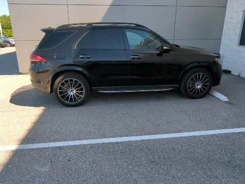 Used 2022 Mercedes-Benz GLE 350 w/ AMG Line Exterior image 13