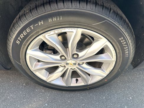 Used 2023 Chevrolet Malibu LT FWD image 33