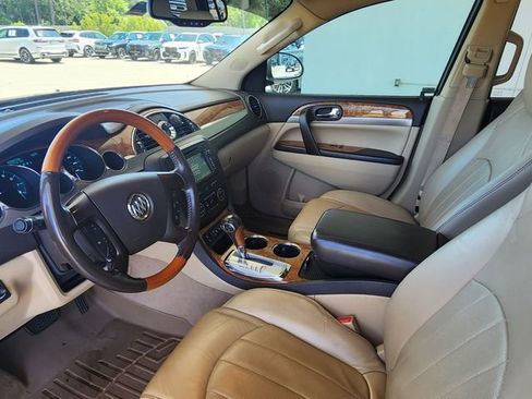 Used 2011 Buick Enclave CXL FWD image 17