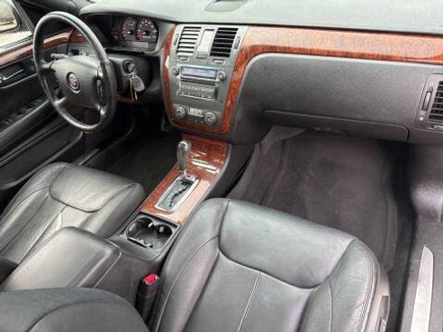 Used 2007 Cadillac DTS Luxury I w/ Sun And Sound Package image 22