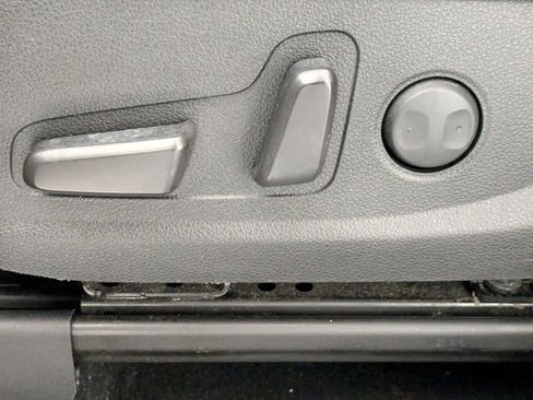 Used 2020 Hyundai Santa Fe SEL image 13