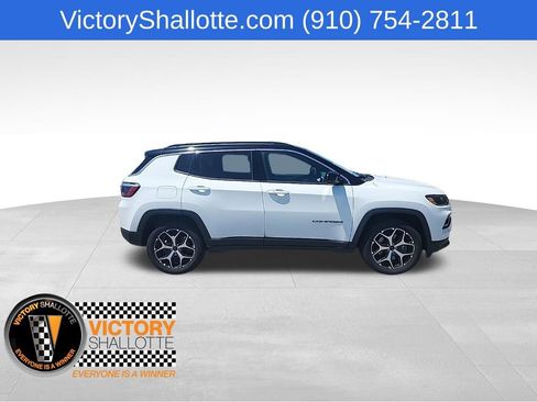 Used 2025 Jeep Compass Limited AWD/4WD image 24