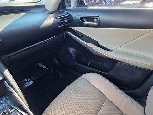 Used 2019 Lexus IS 300 w/ Navigation Package image 36