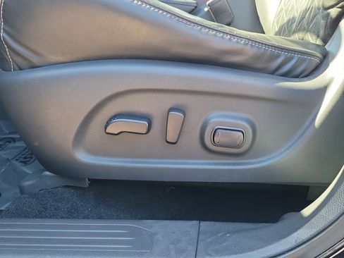 Certified 2019 Nissan Murano Platinum image 22