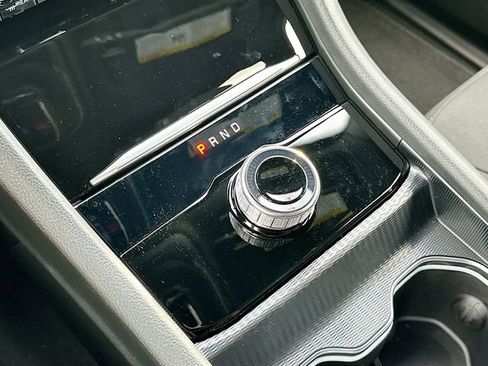 New 2025 Jeep Grand Cherokee L Laredo image 11