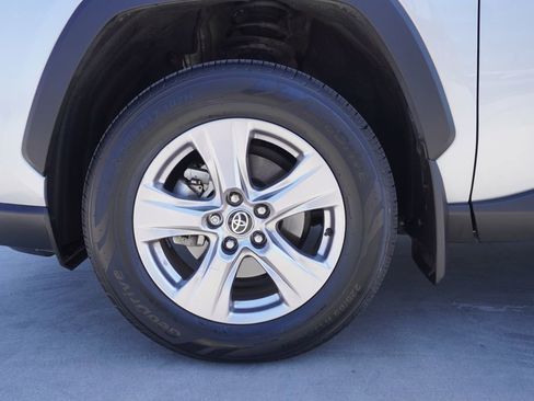 Certified 2023 Toyota RAV4 XLE w/ Convenience Package FWD image 24