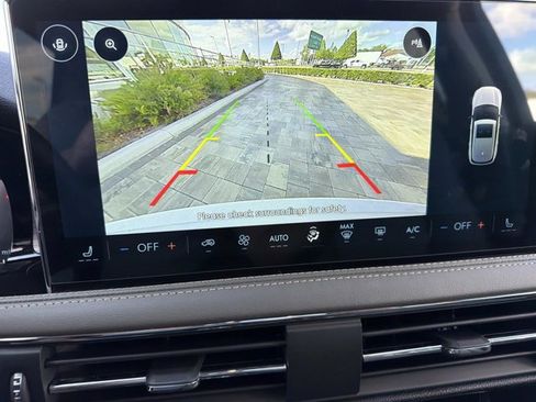 New 2026 Lincoln Corsair Premiere FWD image 31