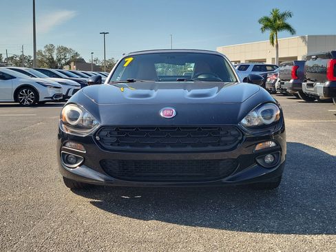 Used 2017 FIAT 124 Spider Lusso image 8