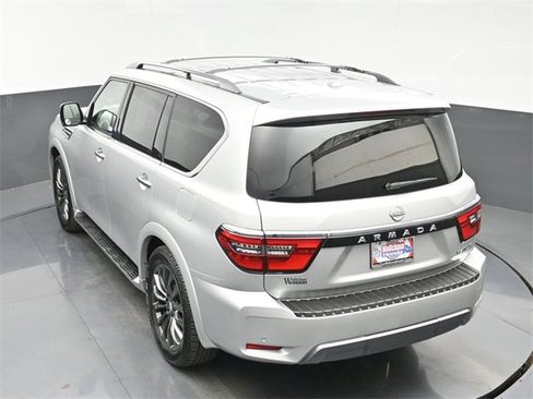 Used 2024 Nissan Armada Platinum w/ Captain's Chairs Package image 31