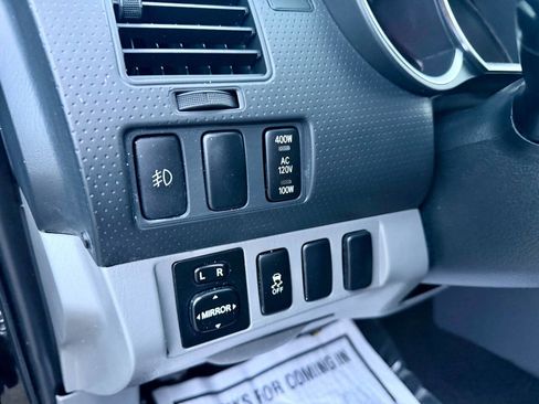 Used 2014 Toyota Tacoma PreRunner image 24