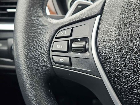 Used 2018 BMW 330i xDrive Sedan w/ Premium Package image 20