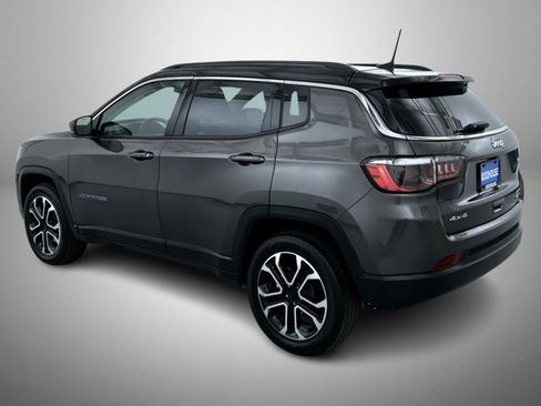 Certified 2022 Jeep Compass Limited image 7