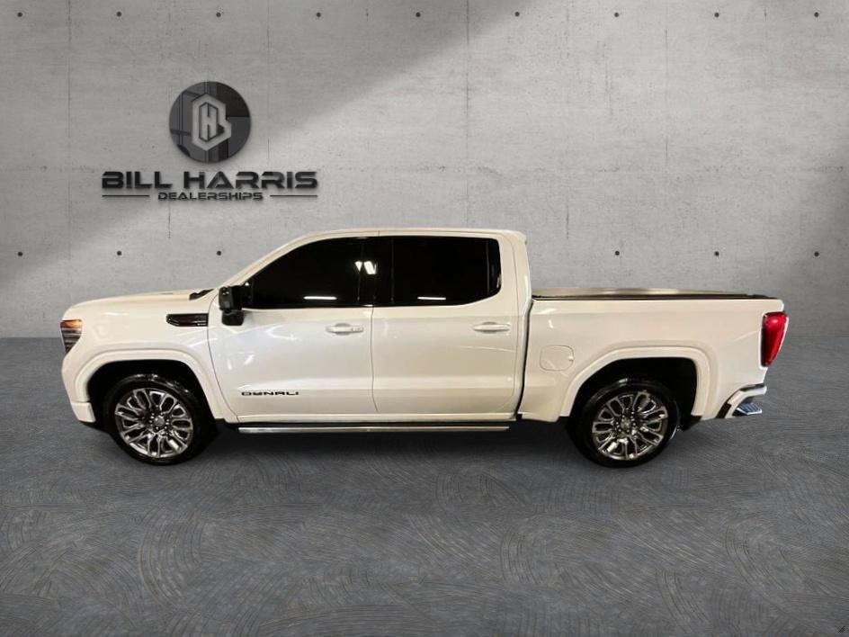 Used 2022 GMC Sierra 1500 Denali w/ Denali Reserve Package AWD/4WD image 13