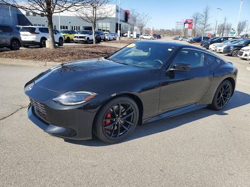 Certified 2024 Nissan Z Performance w/ Floor Mat Package image 8