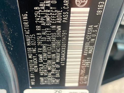 Used 2025 Toyota Camry SE FWD image 28