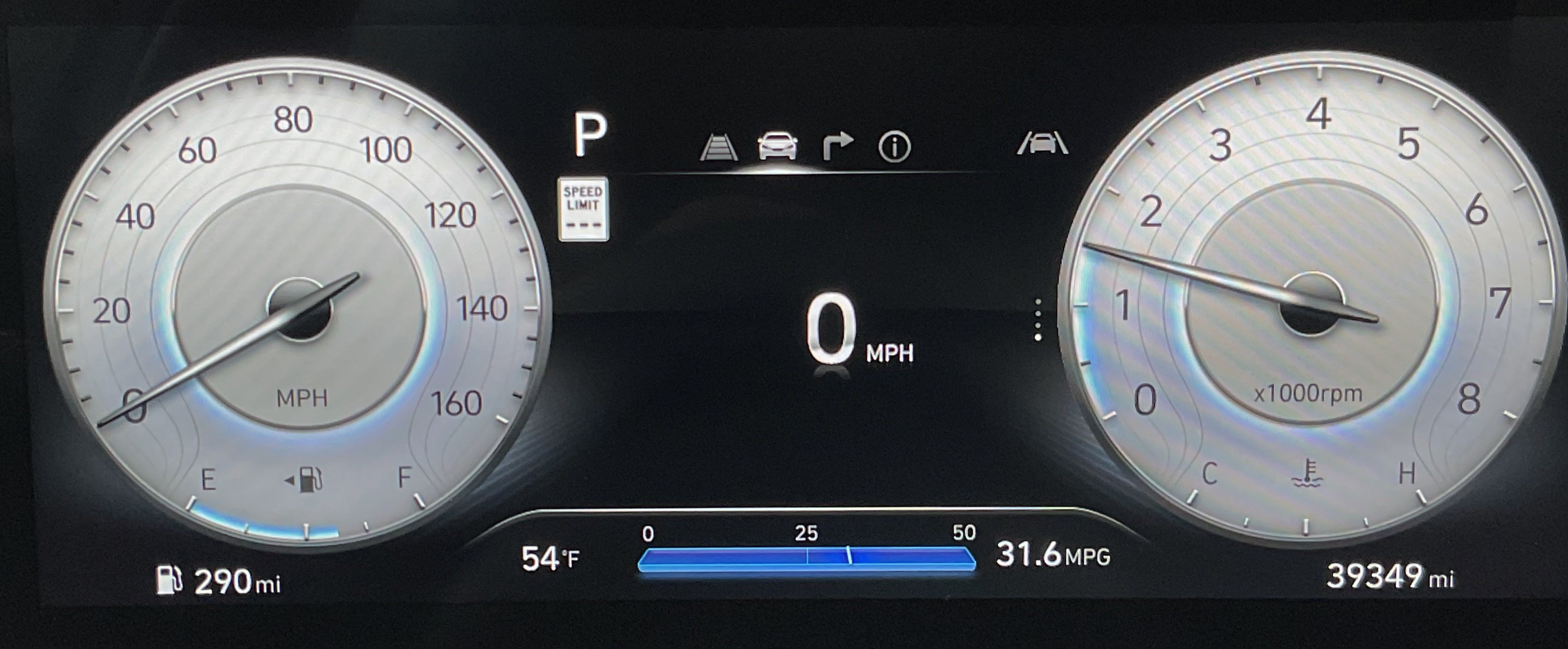 Used 2025 Hyundai Elantra SEL FWD image 11