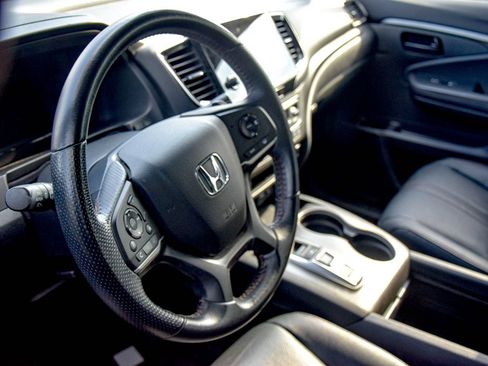Used 2022 Honda Passport TrailSport image 22