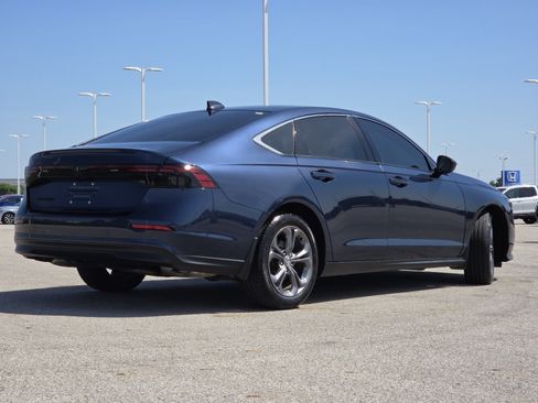 Used 2024 Honda Accord EX image 19