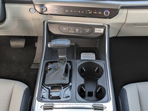 New 2026 Kia Carnival SX Prestige image 26