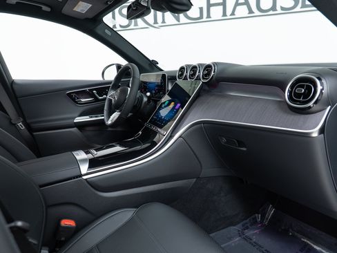 New 2026 Mercedes-Benz GLC 300 4MATIC image 21