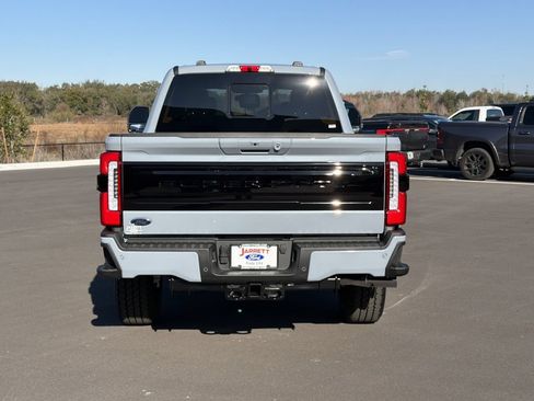 New 2026 Ford F250 Platinum AWD/4WD image 5