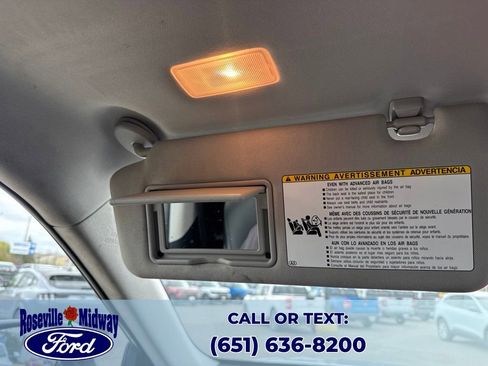 Used 2020 Toyota Highlander XLE AWD/4WD image 21