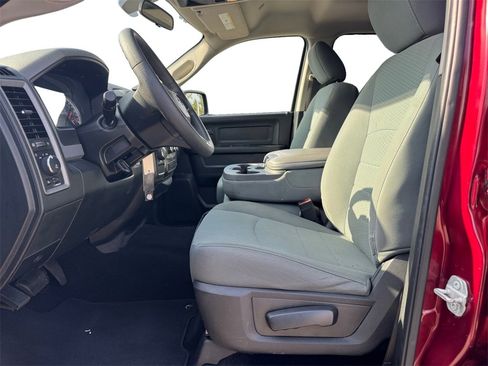 Used 2019 RAM 1500 Express w/ Express Value Package image 9