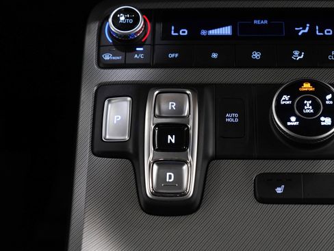 Used 2025 Hyundai Palisade SEL AWD/4WD image 18