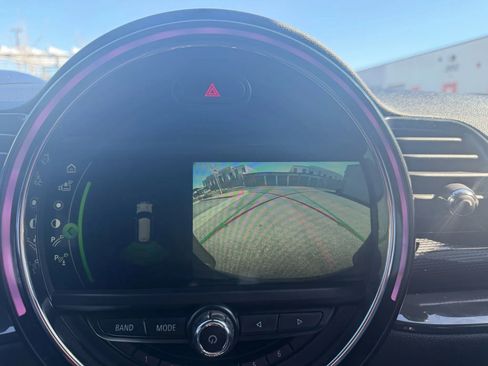 Used 2017 MINI Cooper Clubman S image 11