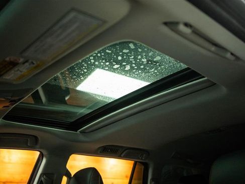 Used 2018 Lexus GX 460 image 24