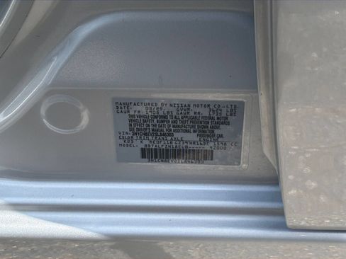 Used 2025 Nissan Versa SV FWD image 27