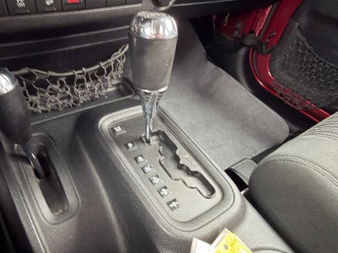 Used 2011 Jeep Wrangler Sport image 21