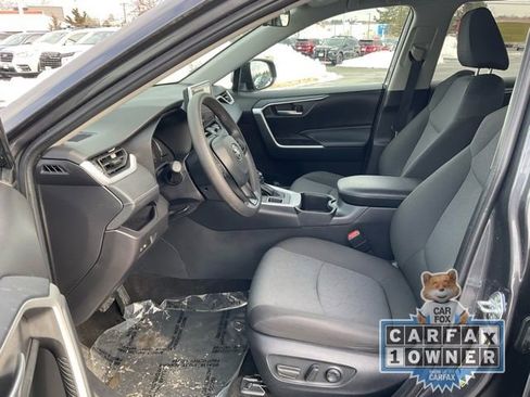 Used 2025 Toyota RAV4 XLE image 12