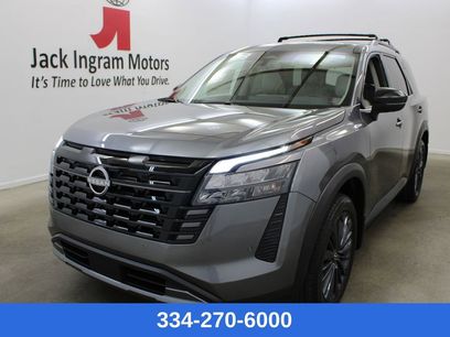 New 2026 Nissan Pathfinder SL