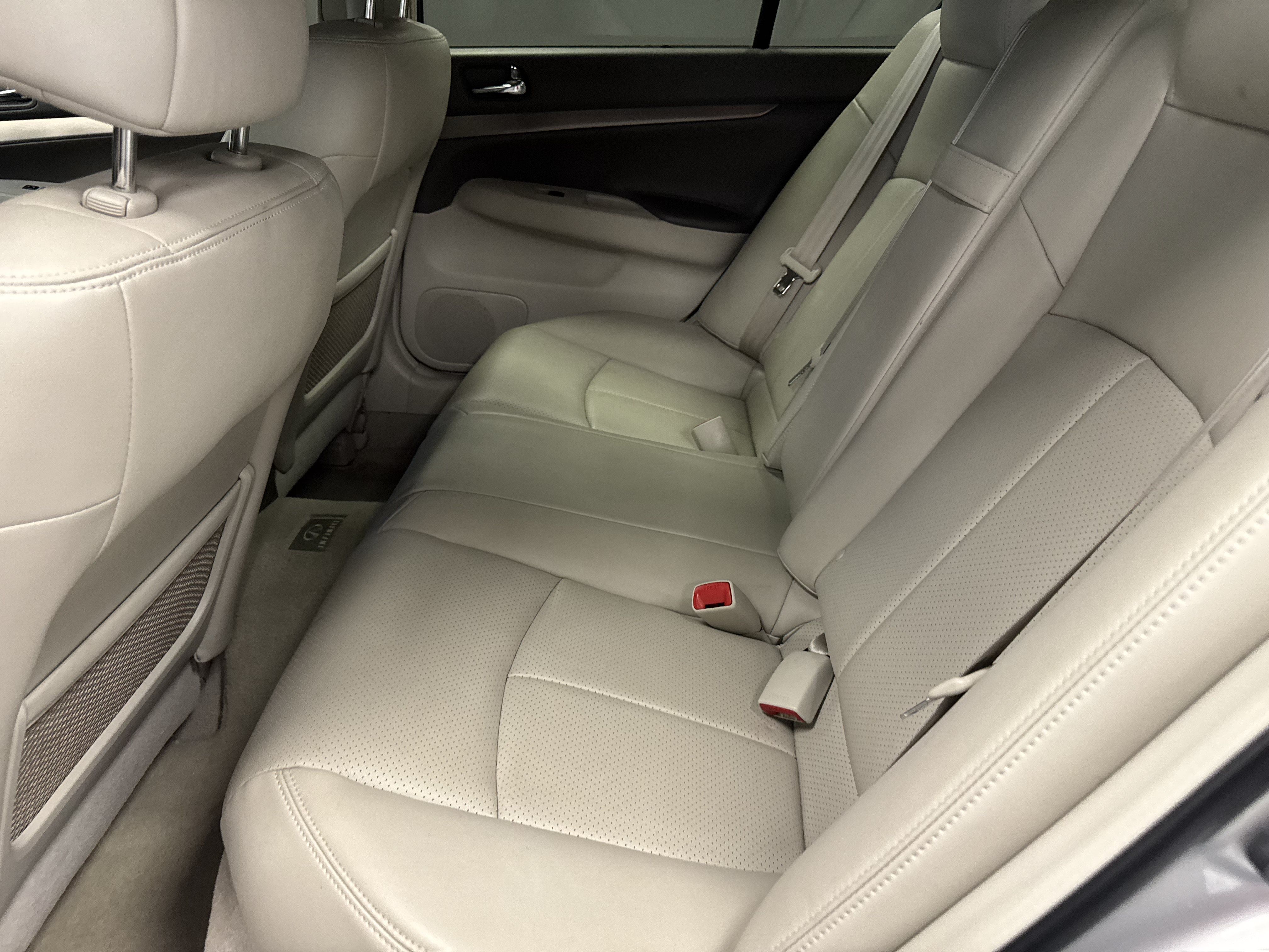 Used 2013 INFINITI G37 Journey w/ Premium Pkg RWD image 11