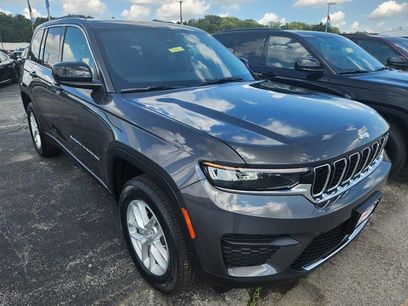 New 2025 Jeep Grand Cherokee Laredo w/ Luxury Tech Group I