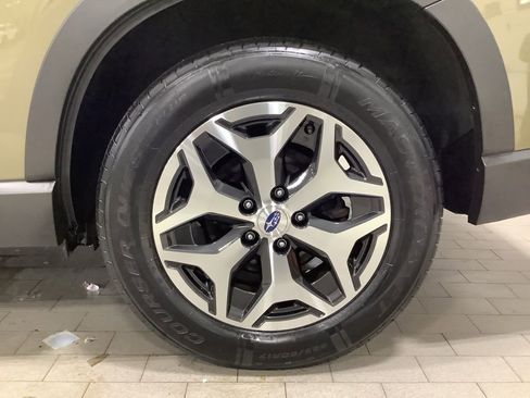 Certified 2022 Subaru Forester Premium image 27