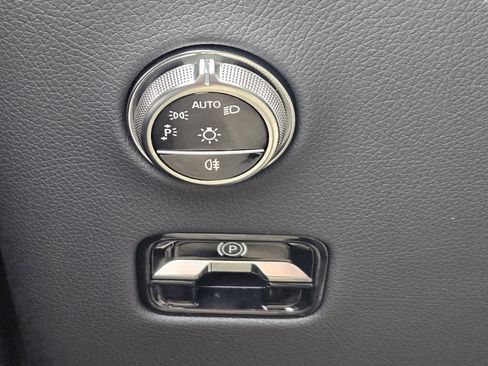 New 2026 Mercedes-Benz GLC 43 AMG AMG 43 image 21