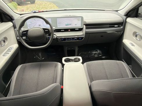Used 2024 Hyundai Ioniq 5 SE AWD/4WD image 11