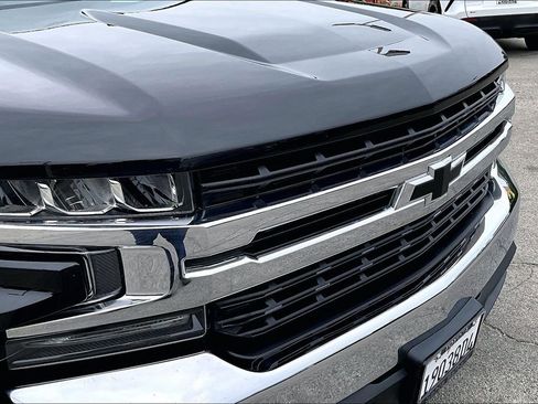 Used 2020 Chevrolet Silverado 1500 LT w/ All-Star Edition image 34