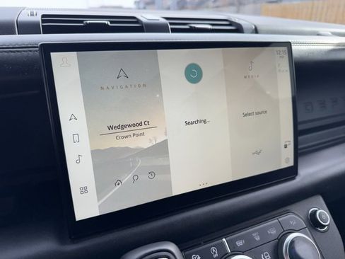 Used 2024 Land Rover Defender 130 Outbound image 18