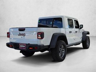 New 2026 Jeep Gladiator Mojave video 2