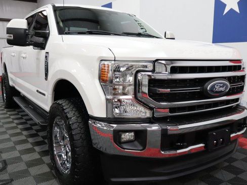 Used 2020 Ford F250 Lariat w/ Lariat Value Package AWD/4WD image 16