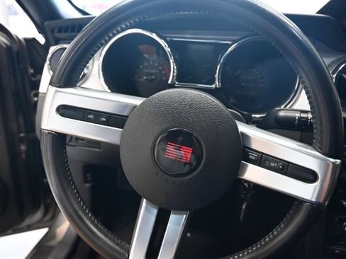 Used 2005 Ford Mustang GT Premium RWD image 20