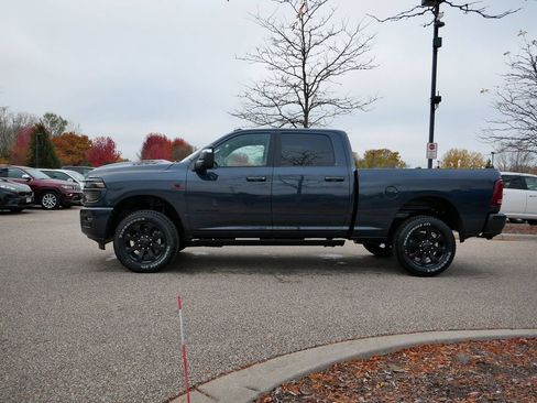 New 2026 RAM 2500 Laramie AWD/4WD image 44