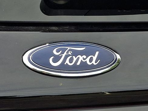 Used 2025 Ford Explorer ST-Line AWD/4WD image 30