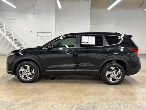 Certified 2023 Hyundai Santa Fe SE FWD image 4