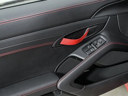 Used 2019 Porsche 911 Speedster RWD image 15